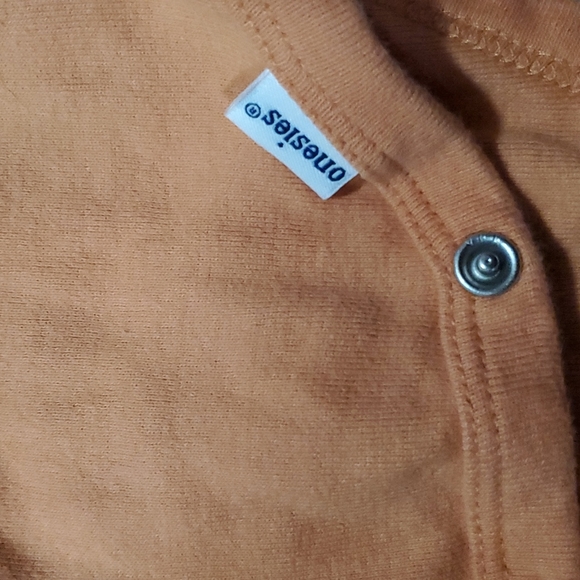 3 pack body suits (onesies) - Picture 4 of 4